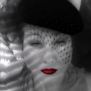 Meet your Posher, Jules